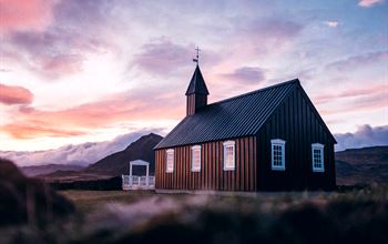 Ici su immobili della Chiesa: l'Unione Europea ordina all'Italia di recuperare il tributo